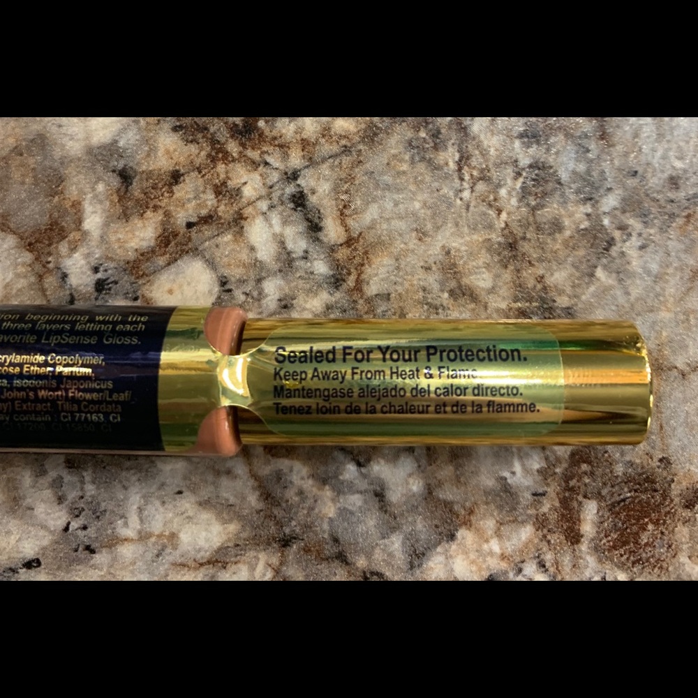 LipSense - First Love - Picture 2 of 4